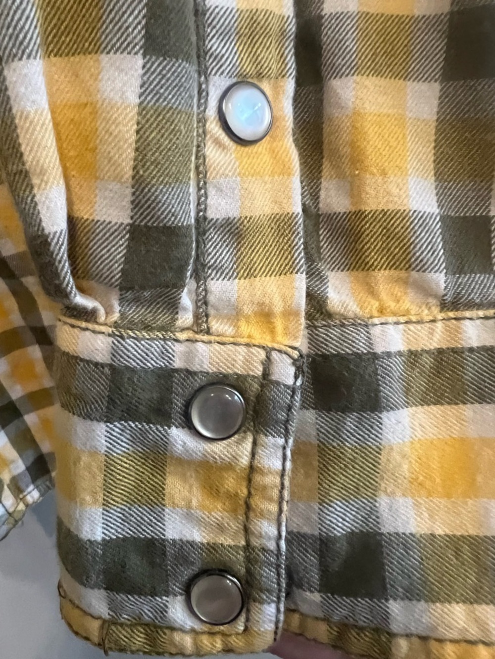 100% Cotton Old Navy Yellow and Gray Plaid Button-Down Shirt - Picture 4 of 8